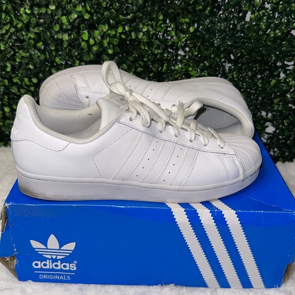 Adidas - Picture 4 of 5